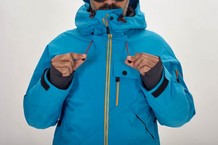 chaqueta de esquí azul